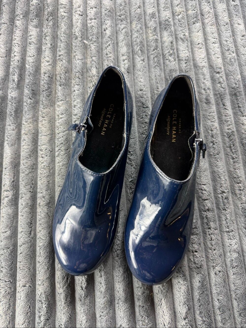 New Cole Haan Navy Blue Patent Leather Wedge Booties Size 6B